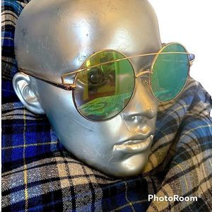 Oversized Retro Futuristic Wire Frame 70s Sunglasses